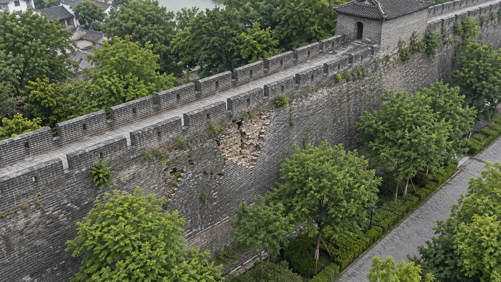 建筑与古建外观病害巡查:独立无人机航拍场景与红色目标标注示意